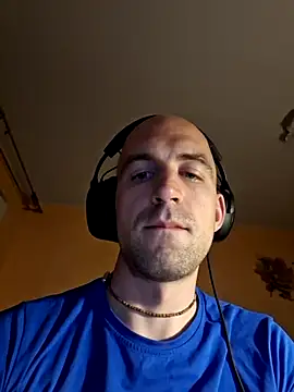 Snapshot of Kulokas chatting on September 2025 08:30:01 PM Kulokas online show from September 2025 08:30:01 PM