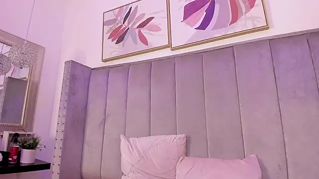 Snapshot of Haru_Bonny chatting on December 2024 06:30:02 AM Haru Bonny online show from December 2024 06:30:02 AM