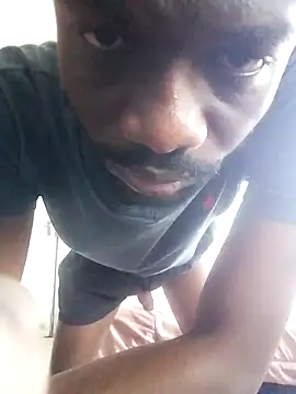 Snapshot of Izifebe chatting on April 2026 09:04:01 AM Izifebe online show from April 2026 09:04:01 AM