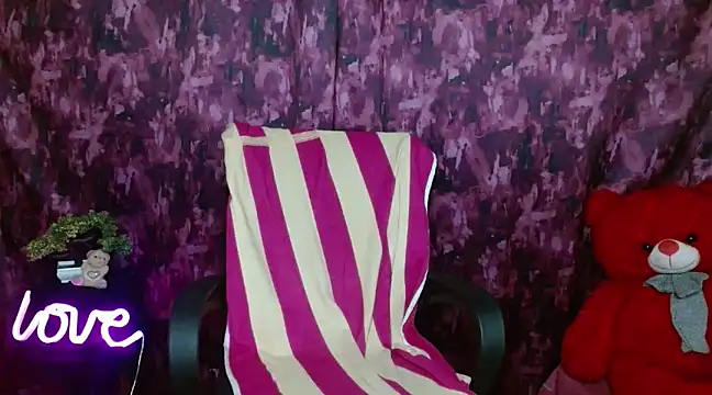 Naughty Ayesha1 online show from January 2025 03:09:02 AM