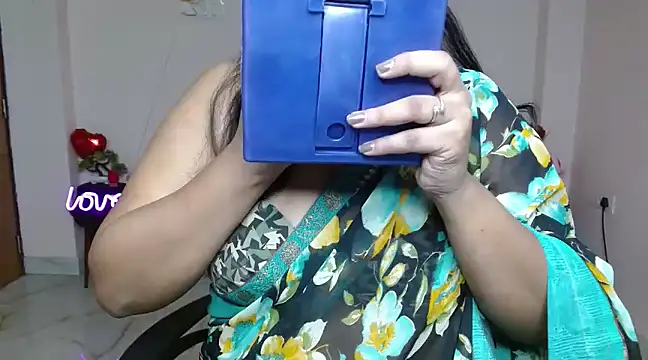 Naughty Ayesha1 online show from February 2025 04:40:01 AM