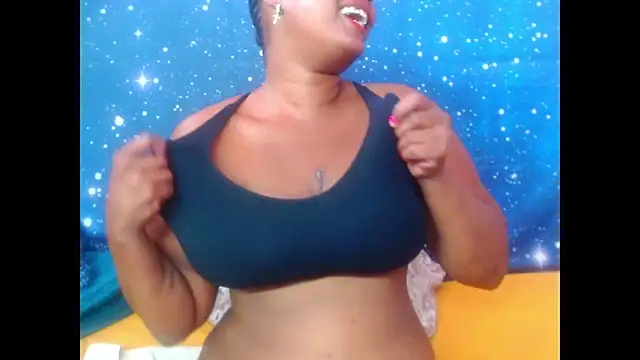 2Sweetysmile online show from March 2025 10:09:01 AM