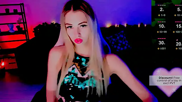 Emilia Klar online show from January 2025 06:05:02 PM