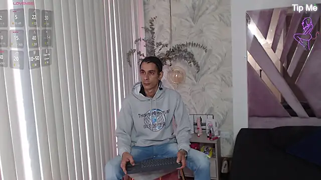 Snapshot of jackstanford chatting on January 2025 06:06:01 PM jackstanford online show from January 2025 06:06:01 PM