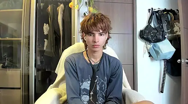 santy-kitty online show from January 2025 01:10:02 AM