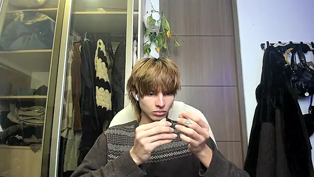 santy-kitty online show from March 2025 02:49:02 AM