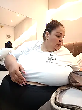 Snapshot of Alisson_am chatting on November 2025 11:33:02 AM Alisson am online show from November 2025 11:33:02 AM