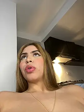 Snapshot of Mary_ivett chatting on January 2025 01:10:02 AM Mary ivett online show from January 2025 01:10:02 AM