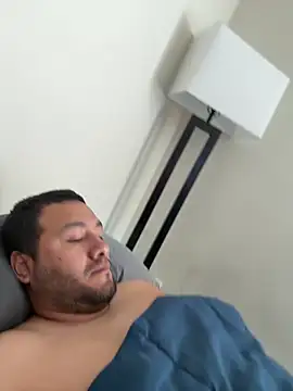 Snapshot of elamante03 chatting on March 2025 01:10:02 PM elamante03 online show from March 2025 01:10:02 PM