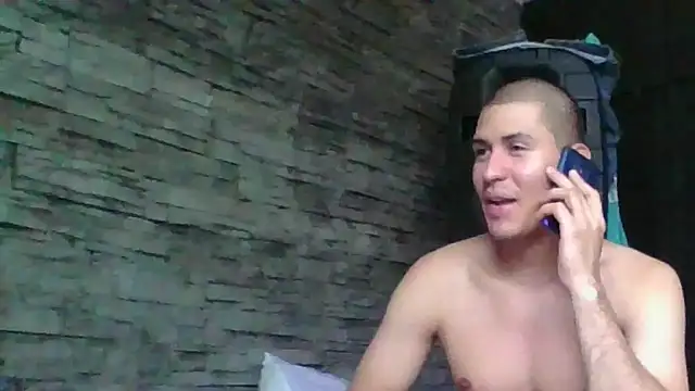 Sexylatin64 online show from November 2025 08:31:01 PM