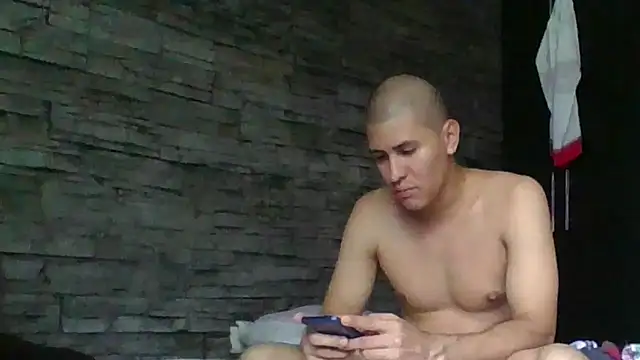 Sexylatin64 online show from November 2025 08:41:02 PM