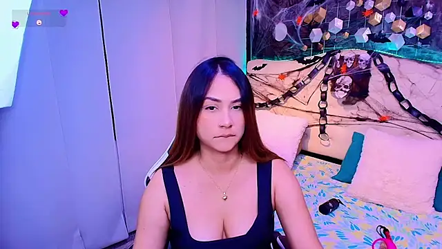 Snapshot of Love_Ainhoa chatting on October 2025 02:39:02 PM Love Ainhoa online show from October 2025 02:39:02 PM