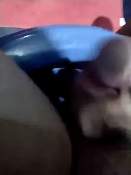 Snapshot of lm279 chatting on January 2025 10:29:02 PM lm279 online show from January 2025 10:29:02 PM