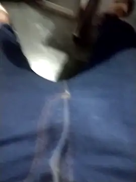 Snapshot of lm279 chatting on January 2025 02:39:01 PM lm279 online show from January 2025 02:39:01 PM