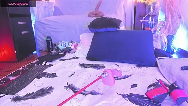 Snapshot of Venus_R0se chatting on March 2026 09:25:03 AM Venus R0se online show from March 2026 09:25:03 AM