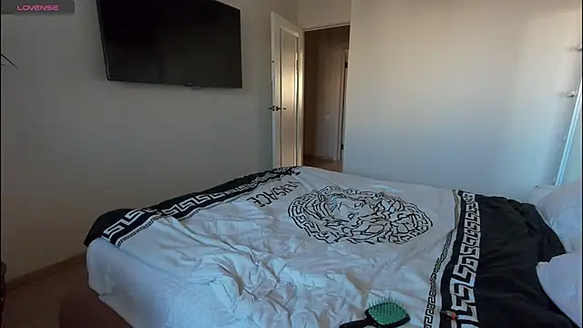 Snapshot of AddictedSabi chatting on April 2026 06:54:01 AM AddictedSabi online show from April 2026 06:54:01 AM