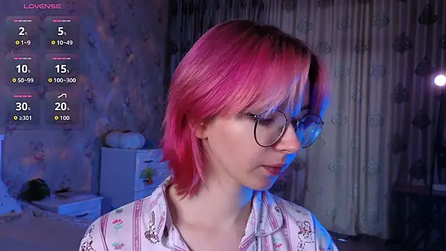 Nora Failure online show from October 2025 06:11:02 AM