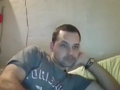 Snapshot of Lolosalvage83 chatting on February 2025 05:48:01 PM Lolosalvage83 online show from February 2025 05:48:01 PM