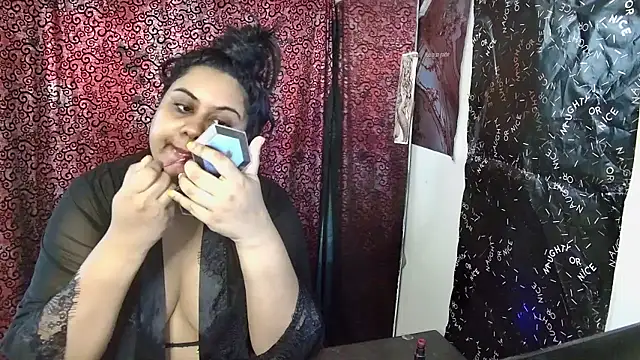 GoddessLorenaTheeSiren online show from January 2026 03:36:02 PM