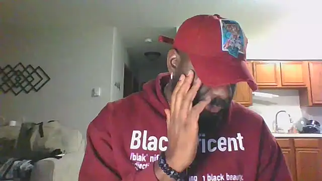 Snapshot of Stayinalive1992 chatting on December 2024 06:56:02 AM Stayinalive1992 online show from December 2024 06:56:02 AM