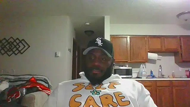 Snapshot of Stayinalive1992 chatting on January 2025 03:09:01 AM Stayinalive1992 online show from January 2025 03:09:01 AM