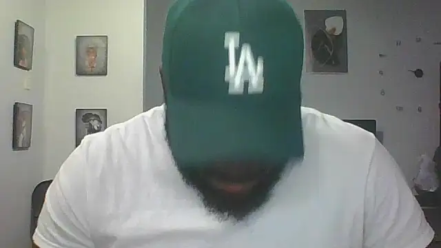 Snapshot of Stayinalive1992 chatting on September 2025 02:55:01 AM Stayinalive1992 online show from September 2025 02:55:01 AM