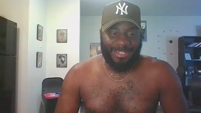 Snapshot of Stayinalive1992 chatting on September 2025 03:45:01 PM Stayinalive1992 online show from September 2025 03:45:01 PM