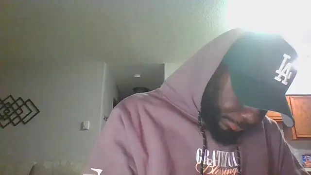 Snapshot of Stayinalive1992 chatting on October 2025 01:09:02 AM Stayinalive1992 online show from October 2025 01:09:02 AM