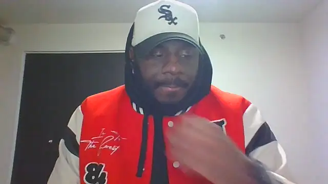 Snapshot of Stayinalive1992 chatting on March 2026 02:51:04 AM Stayinalive1992 online show from March 2026 02:51:04 AM