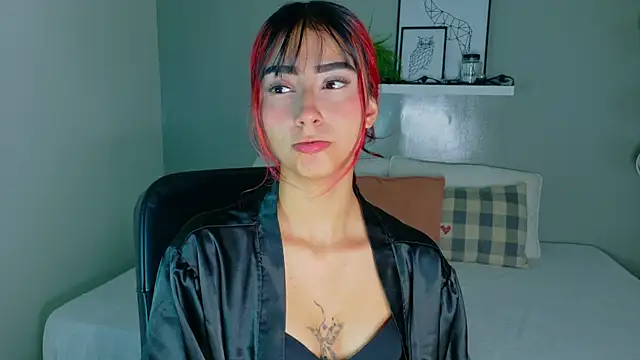 Snapshot of ParisFox_ chatting on November 2025 07:46:02 PM ParisFox online show from November 2025 07:46:02 PM