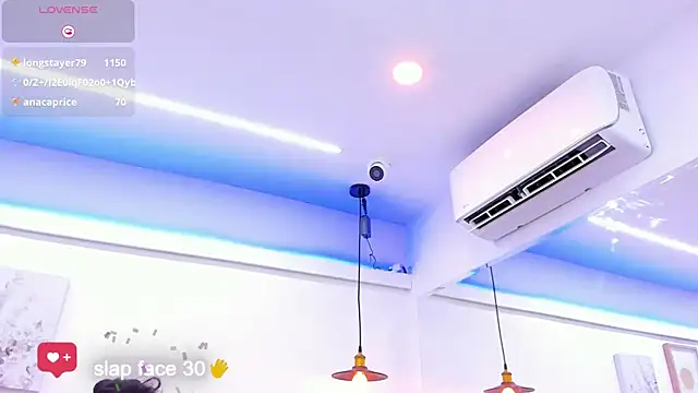 Snapshot of Dilan_y_Mia chatting on March 2025 09:48:02 PM Dilan y Mia online show from March 2025 09:48:02 PM