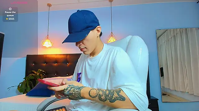 Lobo 17  online show from March 2025 04:12:02 AM