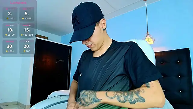 Lobo 17  online show from September 2025 03:54:01 AM