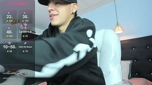 Lobo 17  online show from November 2025 03:50:01 AM