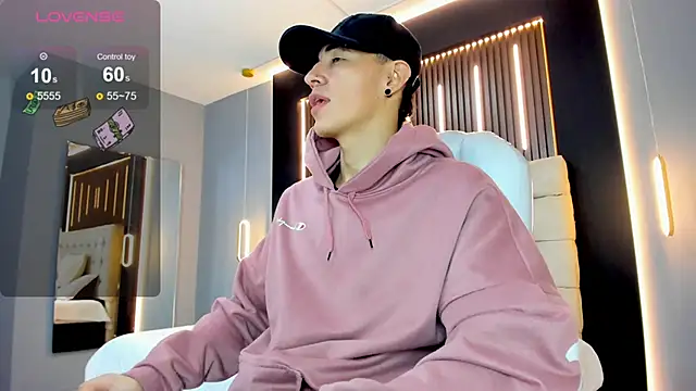 Lobo 17  online show from February 2026 03:10:01 AM