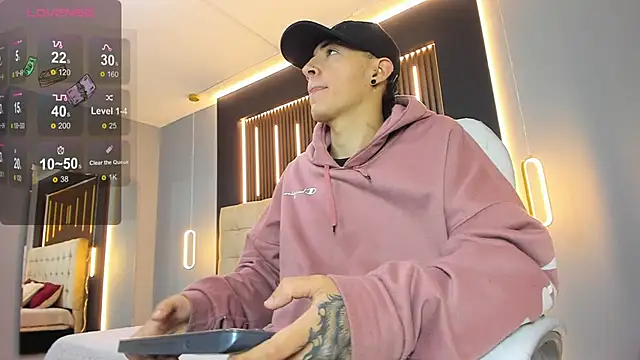 Snapshot of Lobo_17_ chatting on March 2026 03:34:01 AM Lobo 17 online show from March 2026 03:34:01 AM