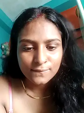 Snapshot of Mummy69mo chatting on April 2026 06:16:02 AM Mummy69mo online show from April 2026 06:16:02 AM