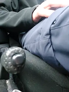 Snapshot of QcMisterv13 chatting on April 2026 10:38:01 PM QcMisterv13 online show from April 2026 10:38:01 PM