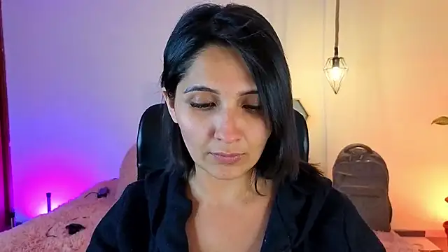 emily leinner online show from April 2026 11:38:02 PM