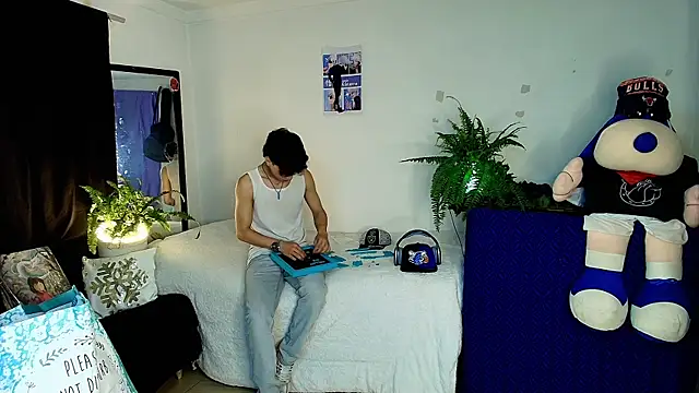 Snapshot of twink_sebas_ chatting on October 2025 03:20:02 AM twink sebas online show from October 2025 03:20:02 AM