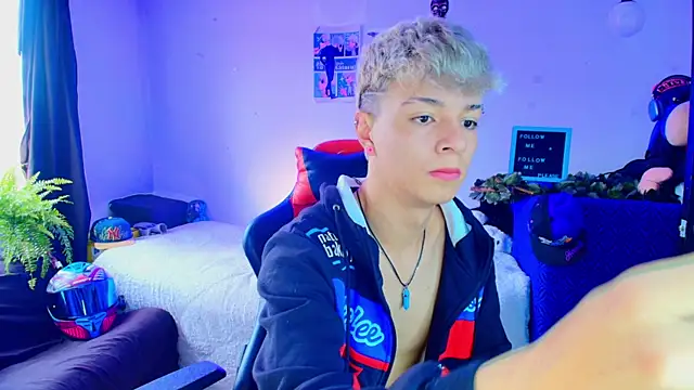 twink sebas  online show from November 2025 02:27:01 PM