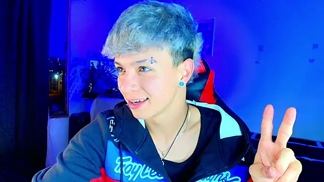 twink sebas  online show from December 2025 01:17:02 PM