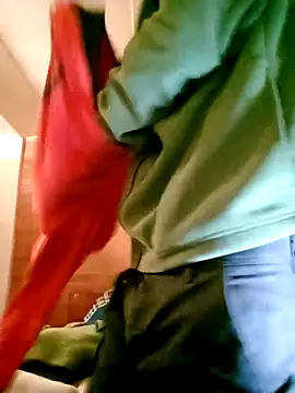 Snapshot of johan70sexy chatting on October 2025 04:26:02 PM johan70sexy online show from October 2025 04:26:02 PM