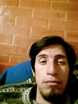 Snapshot of johan70sexy chatting on October 2025 09:19:02 AM johan70sexy online show from October 2025 09:19:02 AM