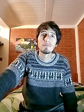 Snapshot of johan70sexy chatting on October 2025 05:39:02 AM johan70sexy online show from October 2025 05:39:02 AM