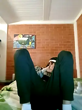 Snapshot of johan70sexy chatting on October 2025 06:43:01 AM johan70sexy online show from October 2025 06:43:01 AM