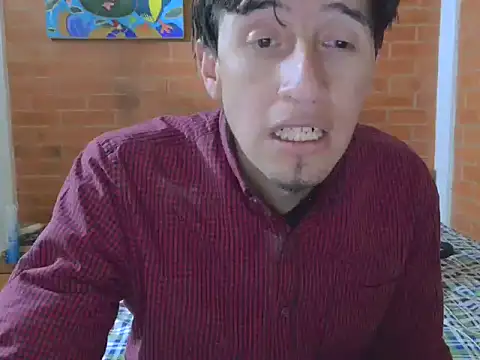 Snapshot of johan70sexy chatting on February 2026 12:48:02 AM johan70sexy online show from February 2026 12:48:02 AM