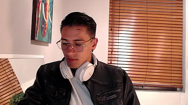 Snapshot of Andy_Joy_ chatting on September 2025 11:46:02 AM Andy Joy online show from September 2025 11:46:02 AM