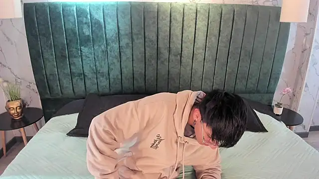 Snapshot of Andy_Joy_ chatting on October 2025 11:30:01 AM Andy Joy online show from October 2025 11:30:01 AM