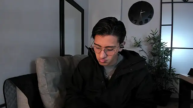 Snapshot of Andy_Joy_ chatting on October 2025 10:29:01 AM Andy Joy online show from October 2025 10:29:01 AM